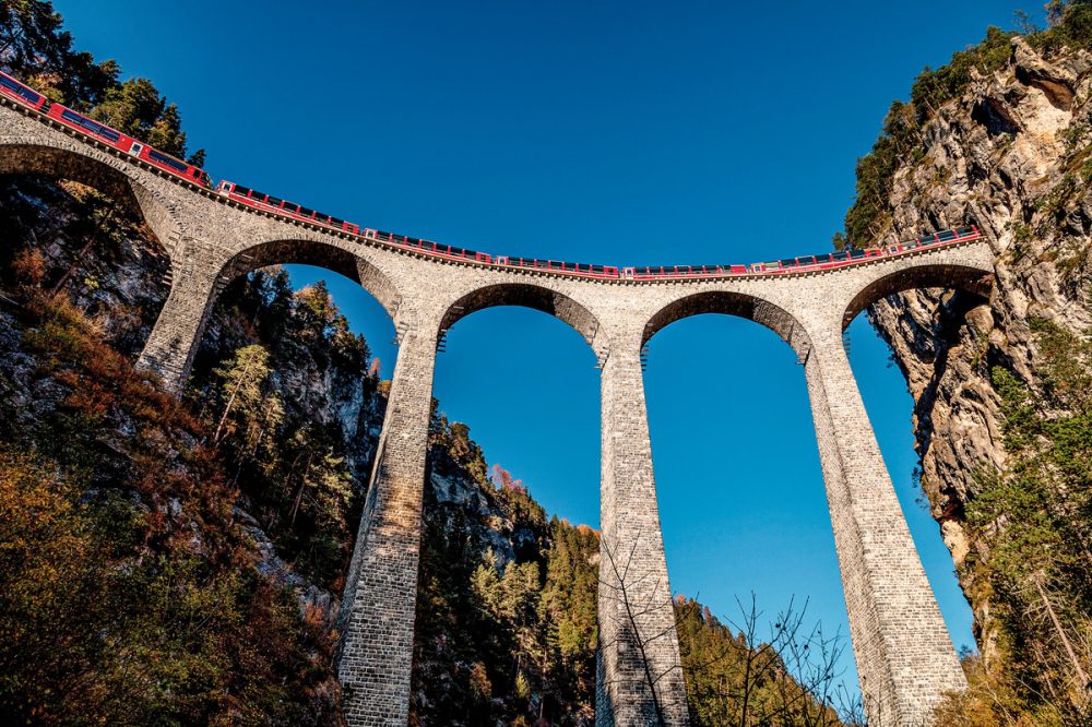 Dertour - Bahnrundreise mit Glacier und Bernina Express