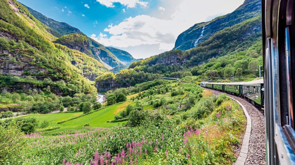 Dertour - Mit Schiff und Bahn von Bergen nach Oslo