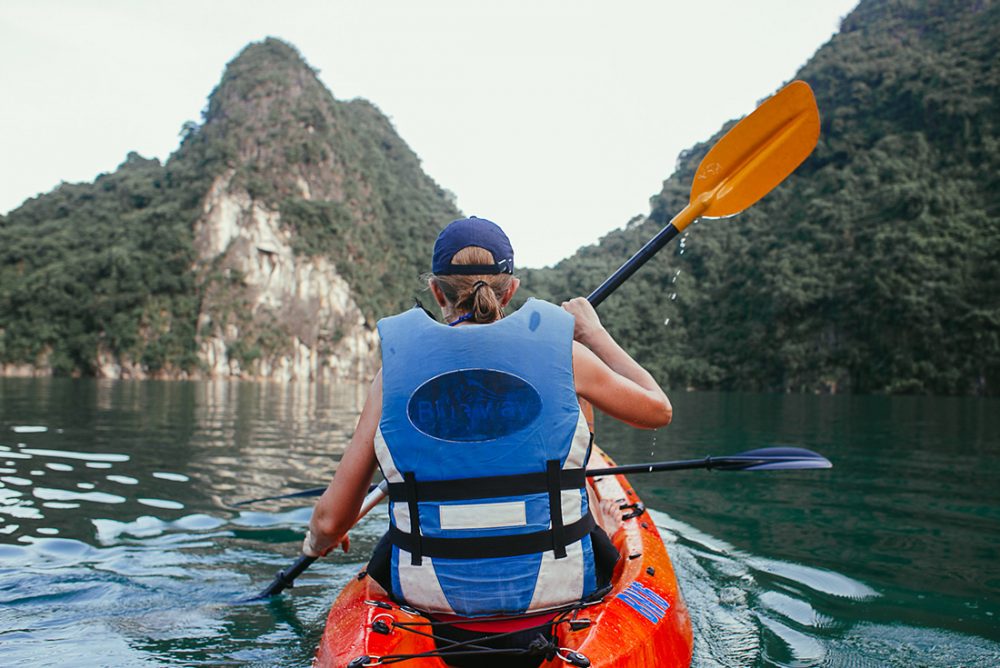 Intrepid Travel Vietnam Hike Bike Kayak Nr 272112