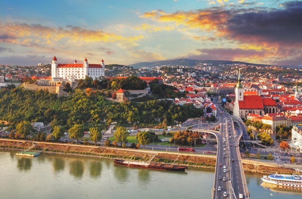 Berge & Meer - Donau-Metropolen in 4 Ländern per Rad & Schiff entdecken