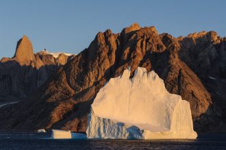 DIAMIR Erlebnisreisen - Grönland - Scoresby-Sund: Eisberge und Nordlichter